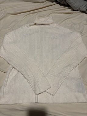 🎀4 for $20 SALE 🎀  East 5th Cream Ribbed Turtleneck Sweater